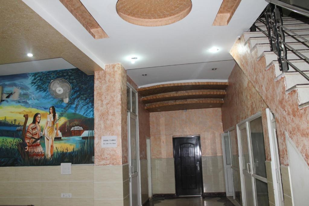 Hotel Hridey Inn Нью-Дели Экстерьер фото